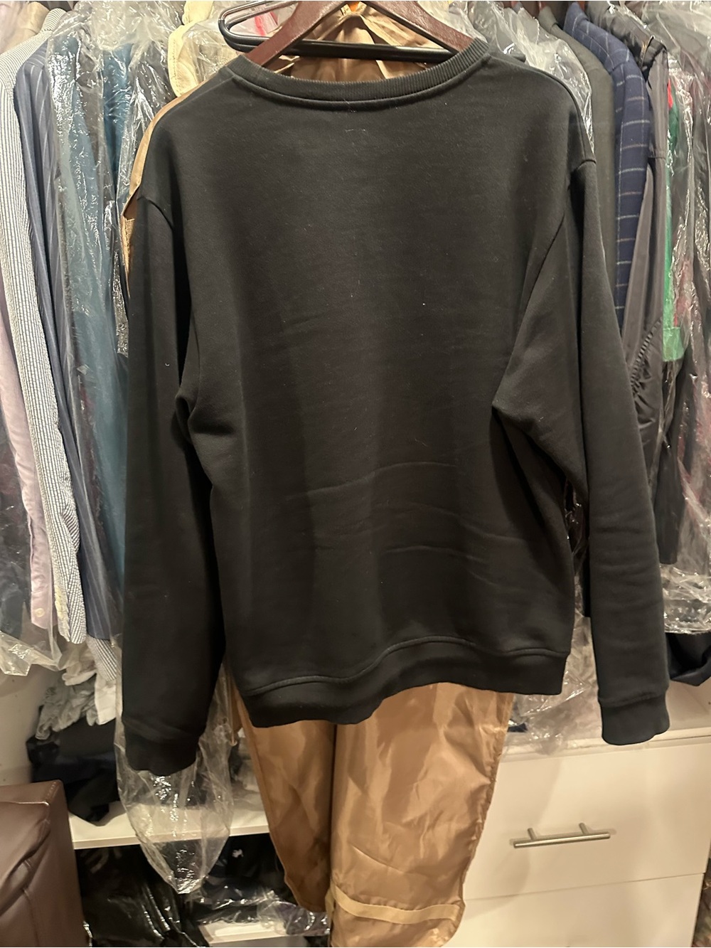 MCM Black Employee Sweatshirt with Gold Logo Motif - Picture 4 of 7